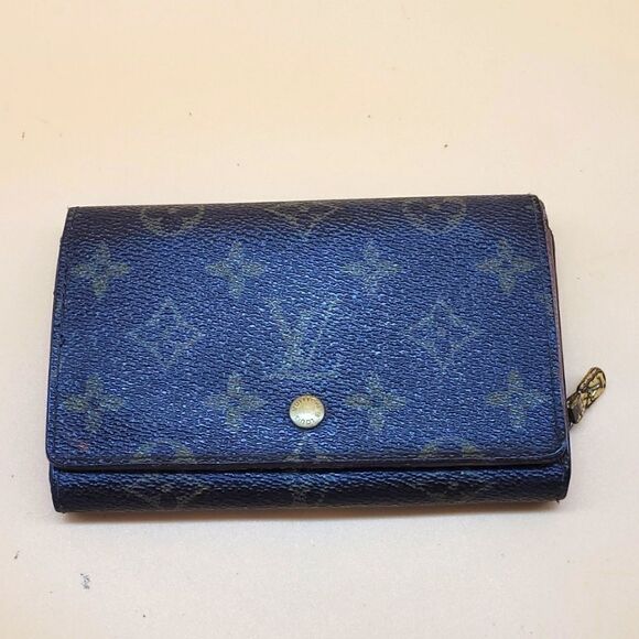 Authentic Louis Vuitton Monogram Wallet - Picture 1 of 9